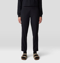 Black ankle-length pants with tapered fit and elastic cuffs, front view on model