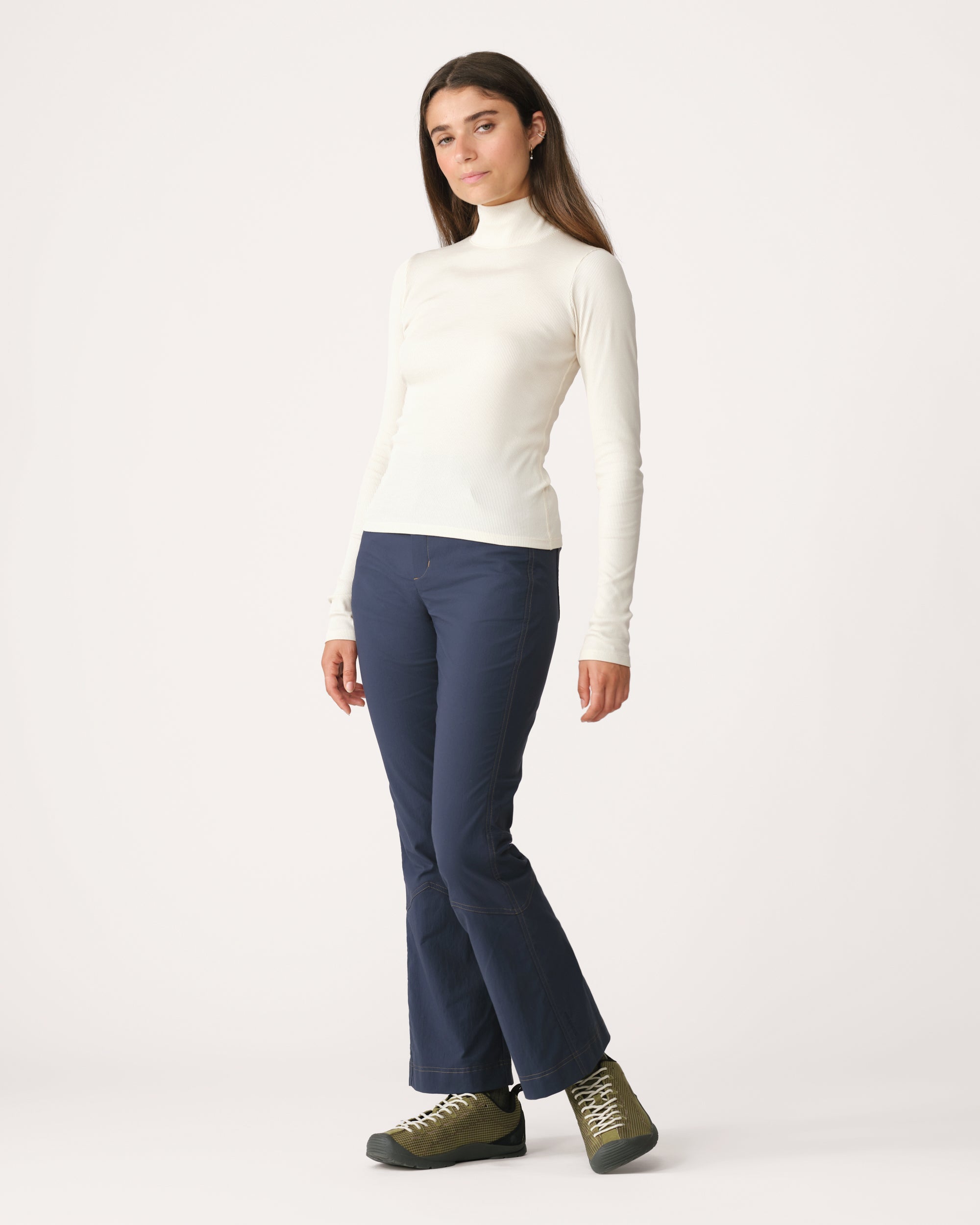 W's Merino Ribbed Turtleneck 02