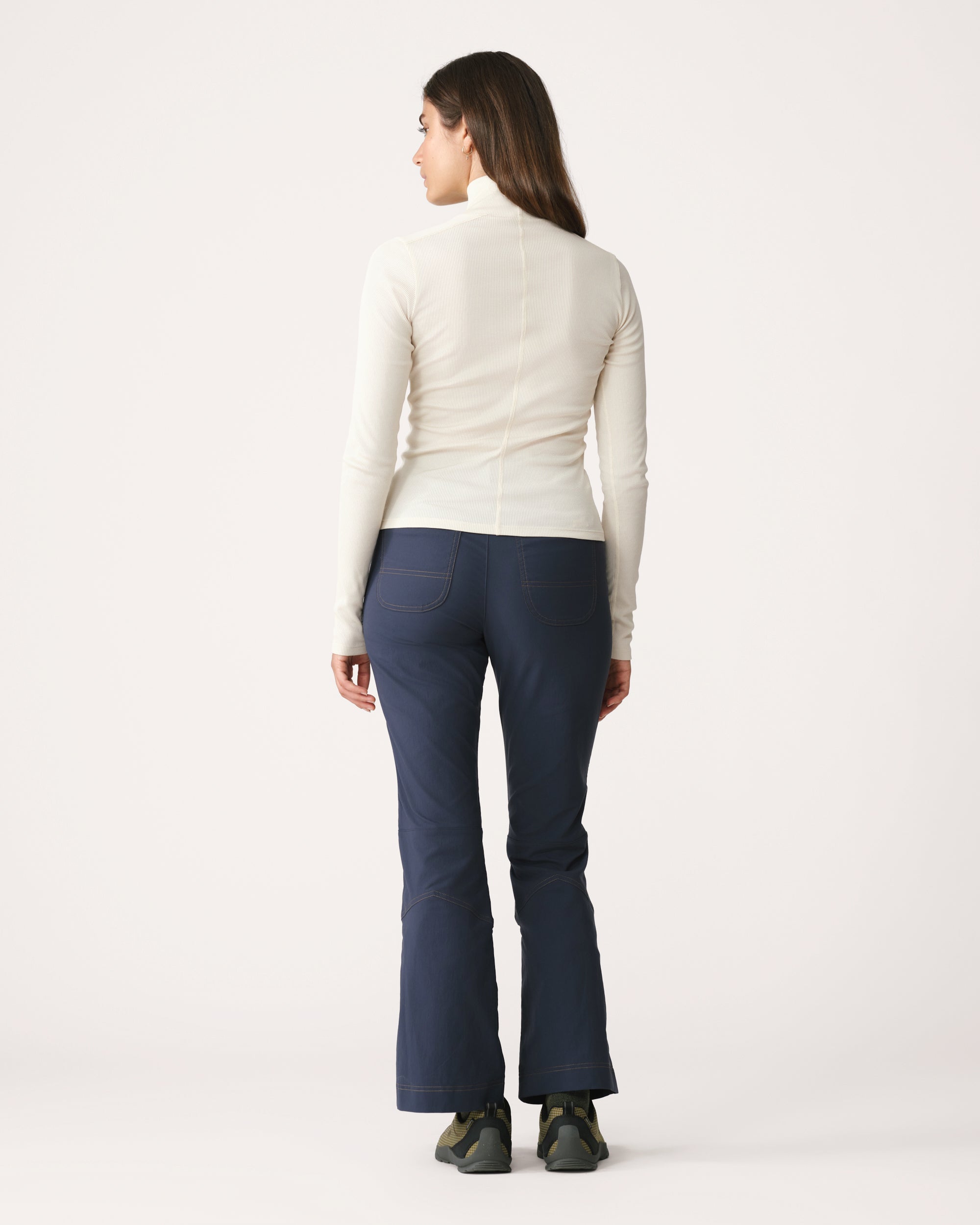 W's Merino Ribbed Turtleneck 02