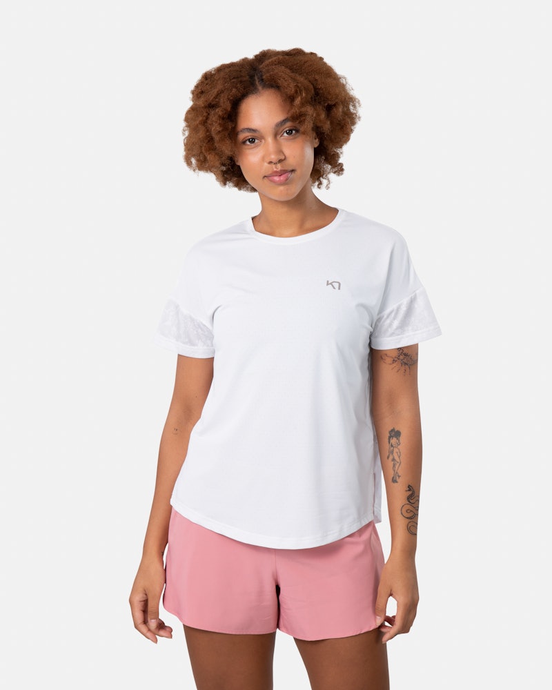 W's Vilde Air Tee