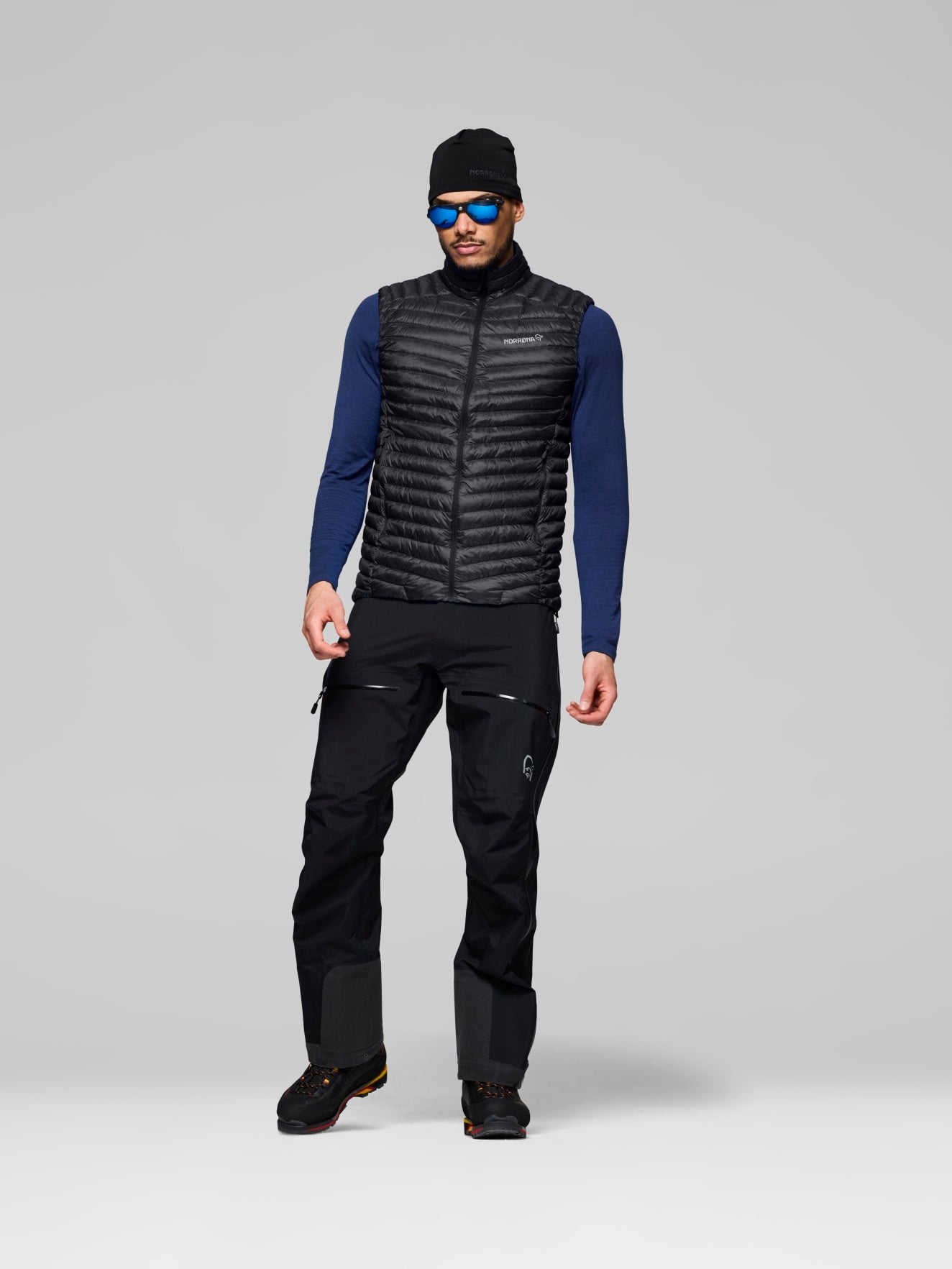 M's Trollveggen Superlight Down800 Vest