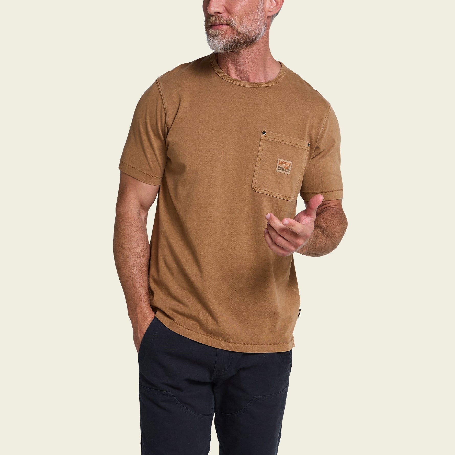 Men's short-sleeve pocket t-shirt in warm brown, front view, with chest pocket and brand patch