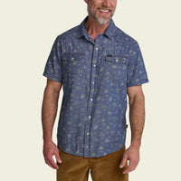 Men's short-sleeve floral print chambray snap shirt with dual chest pockets, front view