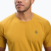 Golden yellow athletic performance t-shirt with crew neck and raglan sleeves, front view